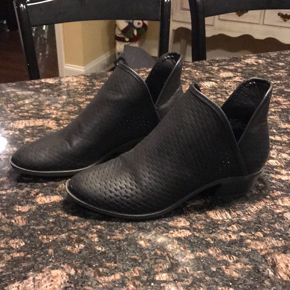 Madden Girl low boots